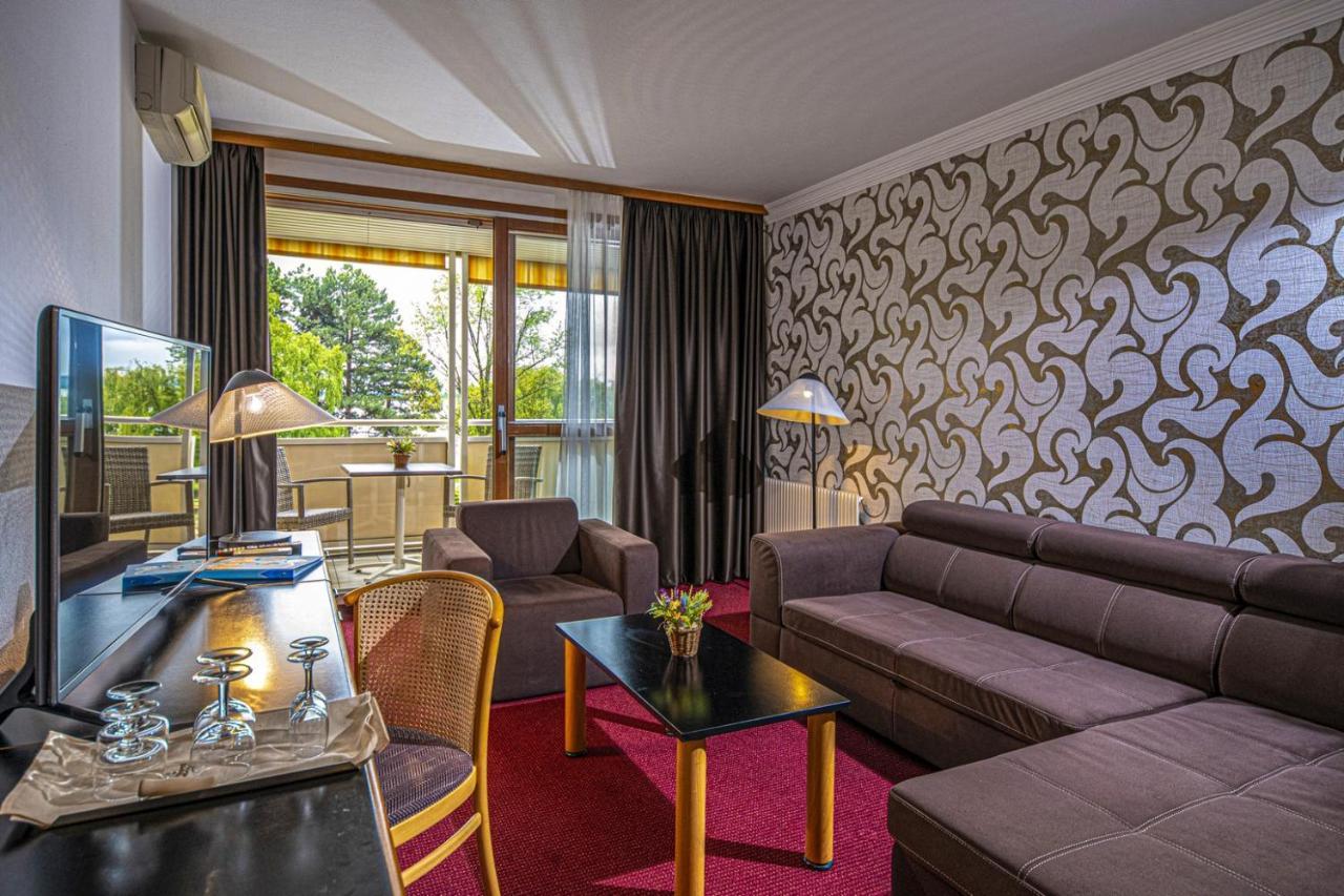 Hotel Club Tihany Ngoại thất bức ảnh