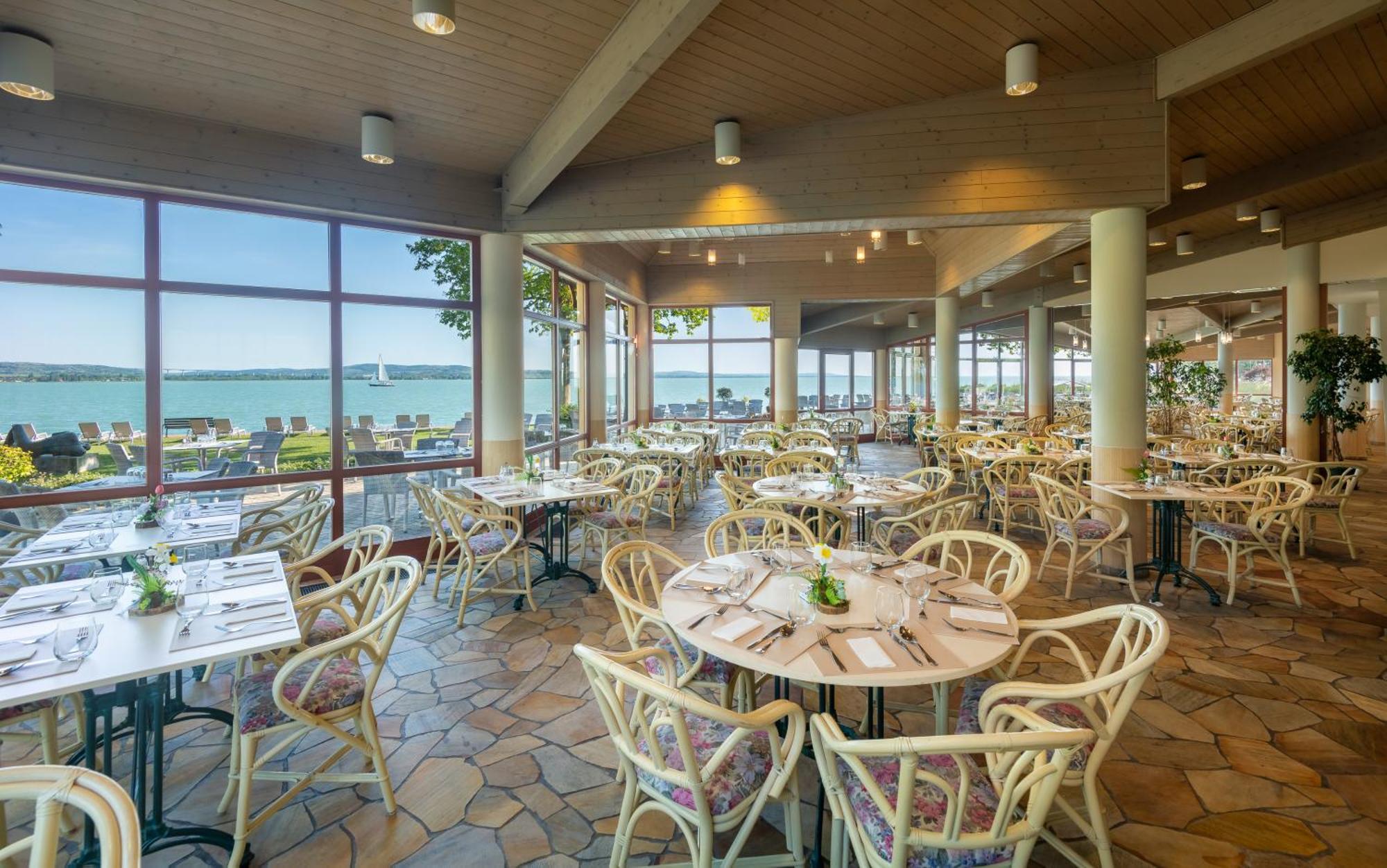 Hotel Club Tihany Ngoại thất bức ảnh
